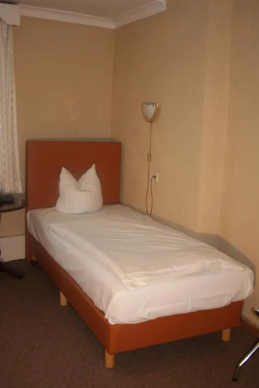 Hotel Palanka Валкенбург 3*,