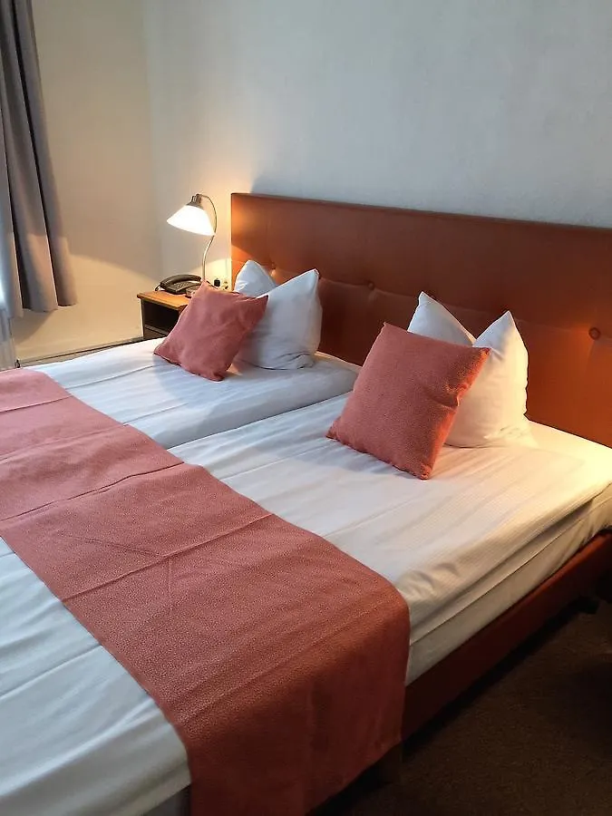 Hotel Palanka Валкенбург 3*,